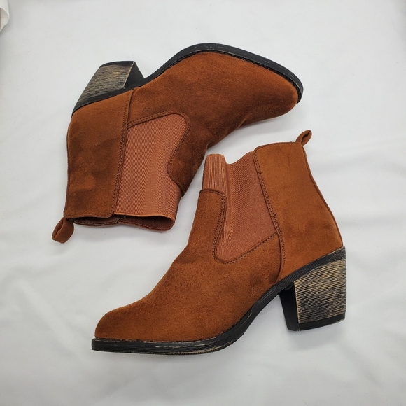 1st Kiss Women's Size 7.5M Brown/Orange Pull On Suede Ankle Booties Elastic Side - Picture 9 of 11